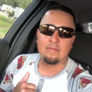 Meet your Posher, Cris